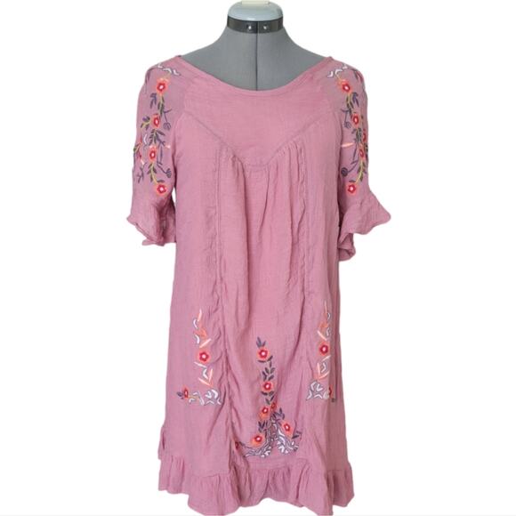 Pomp & Circumstance Embroidered Floral Mini Dress Flutter Sleeve Pink Size Small - Picture 1 of 6
